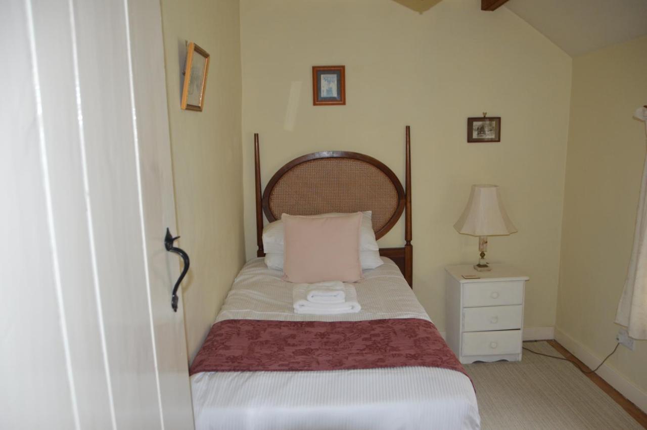 Middlehead Cottages Pickering Bagian luar foto