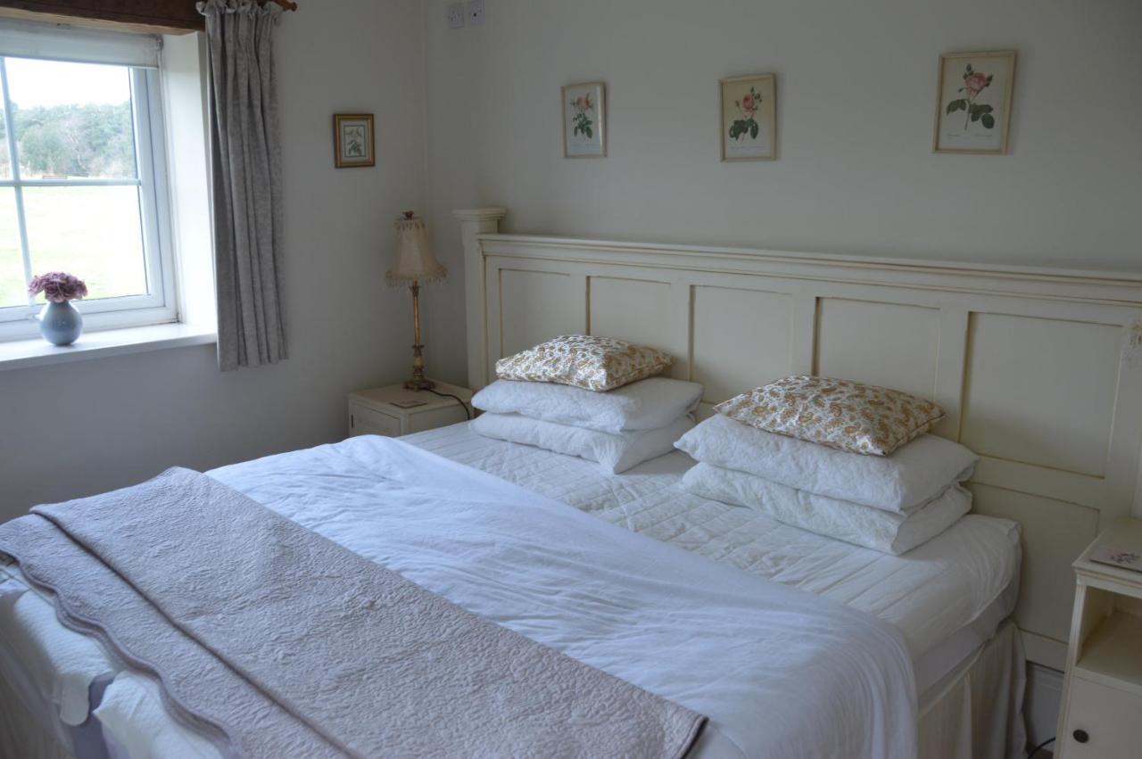 Middlehead Cottages Pickering Bagian luar foto